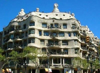 背上行囊，讓心去旅行：全球最吸引人的20個(gè)旅游目的地